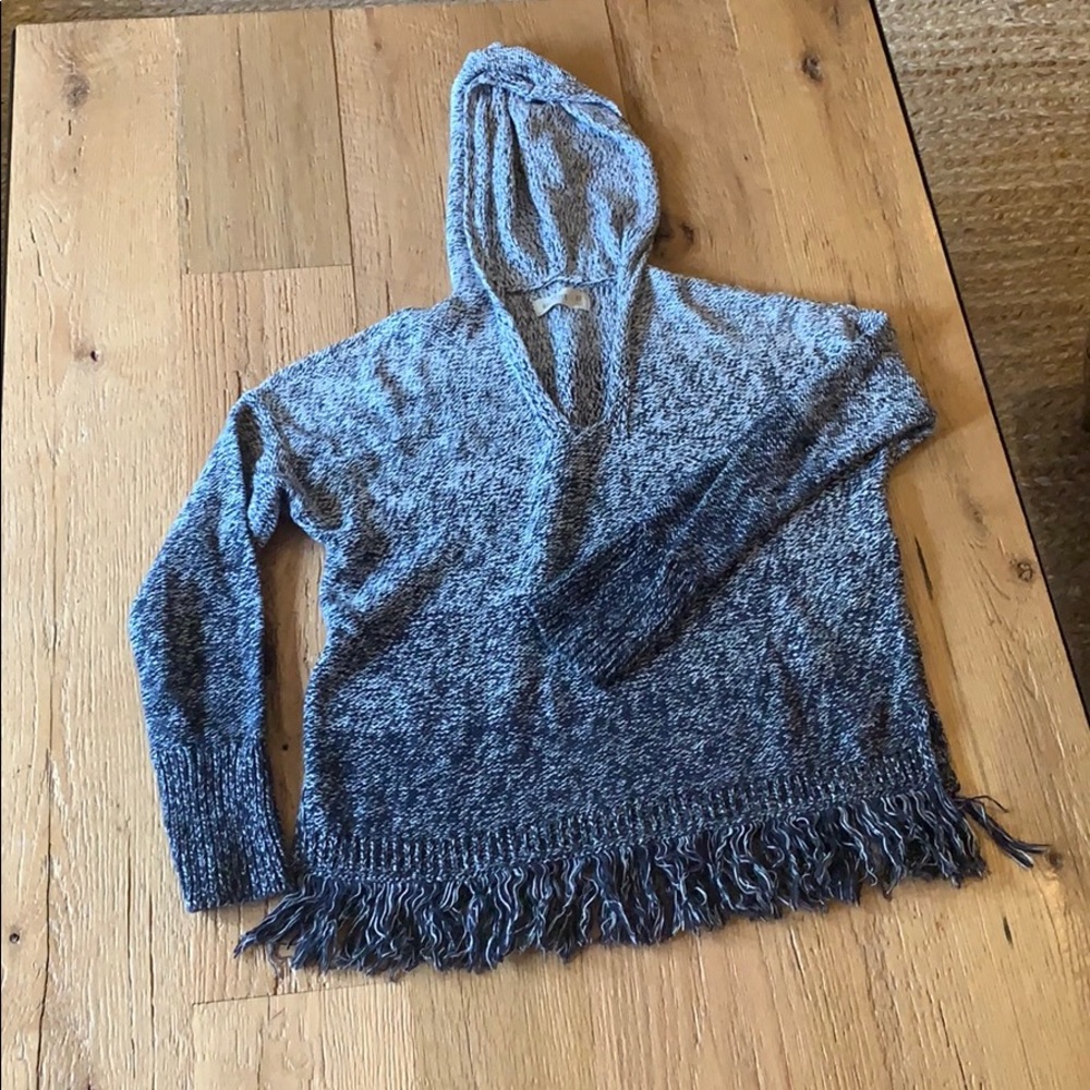 Hollister sweater size XS